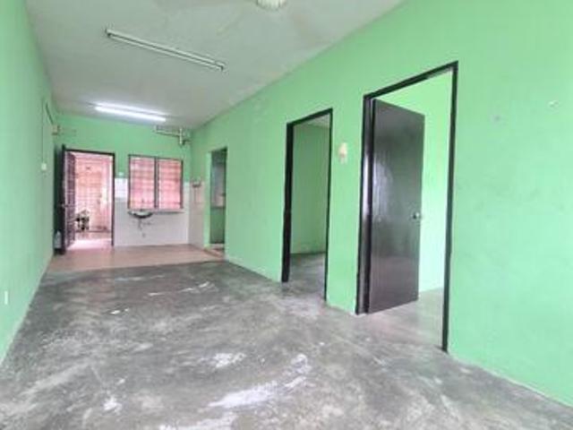 Flat for sale in Bandar Saujana Putra, Kuala Langat