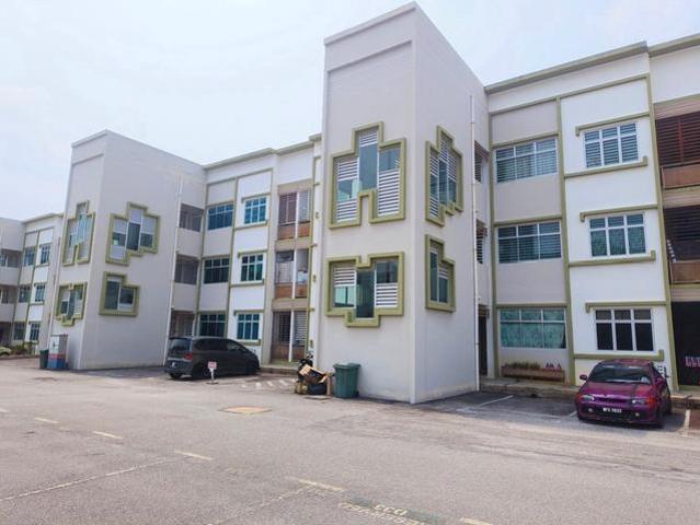 Townhouse for sale in Mantin, Seremban