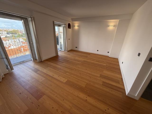 Apartamento alugar em Santo António, Lisboa