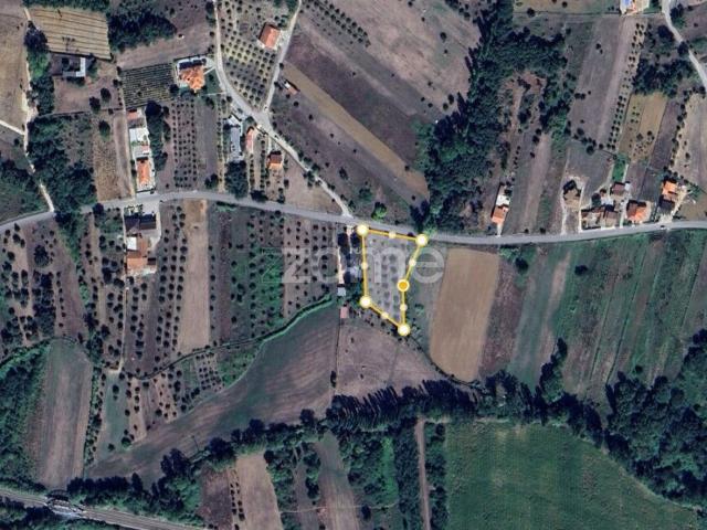 Terreno venda em Leiria