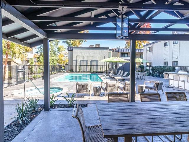 Apartment for rent in California