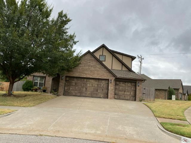 House for sale in Yukon, Oklahoma