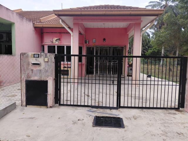 Terraced House for sale in Tanjong Sepat, Selangor