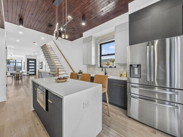 House for sale in Hudson, New Jersey