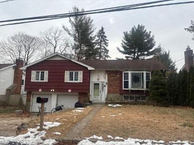 House for sale in Huntington, New York