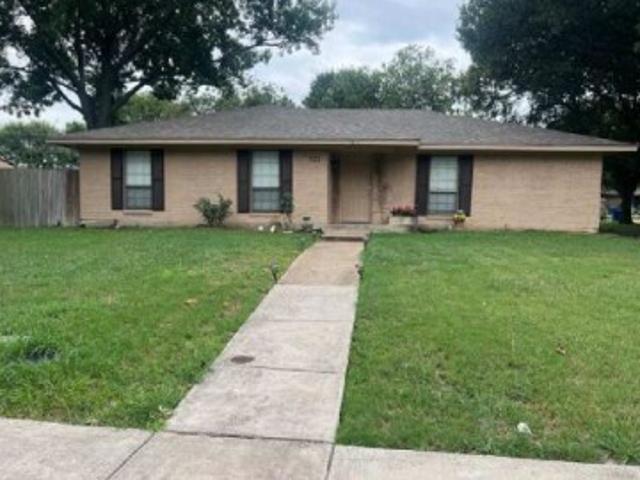 House for sale in Desoto, Texas