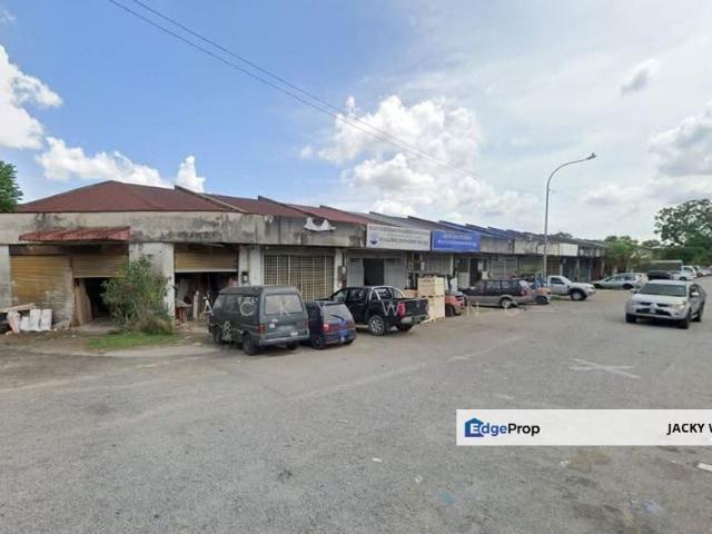 Warehouse for sale in Puchong, Majlis Bandaraya Subang Jaya