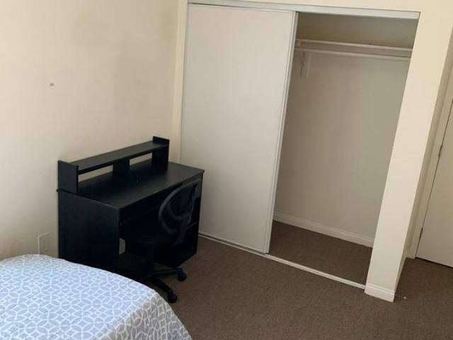Apartment for rent in East Los Angeles, Canoga Park