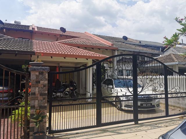 Terraced House for sale in Petaling, Subang Jaya