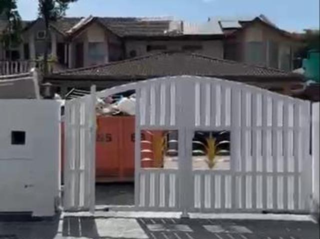 Terraced House for rent in Country Heights Damansara, Kuala Lumpur