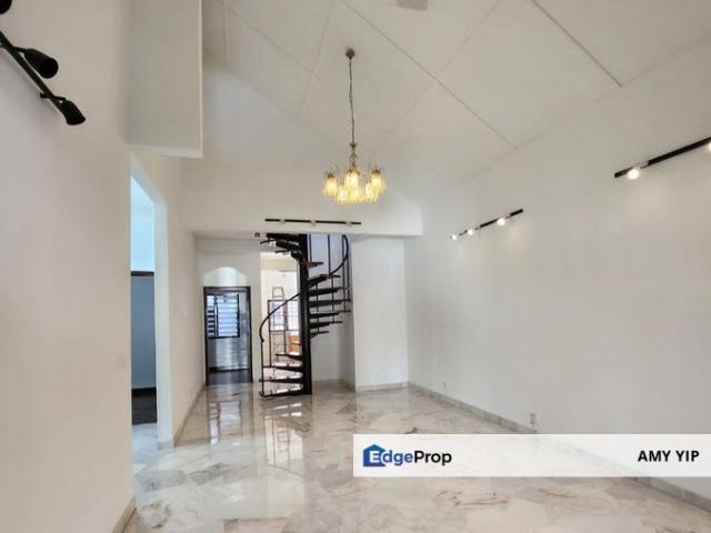 House for sale in Petaling, Subang Jaya