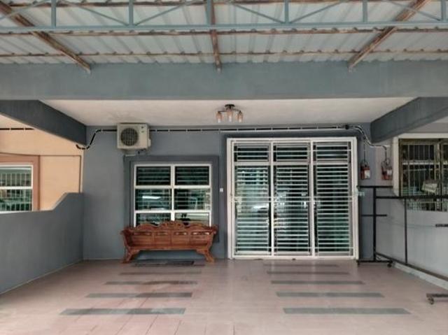 Terraced House for sale in Bahau, Jempol