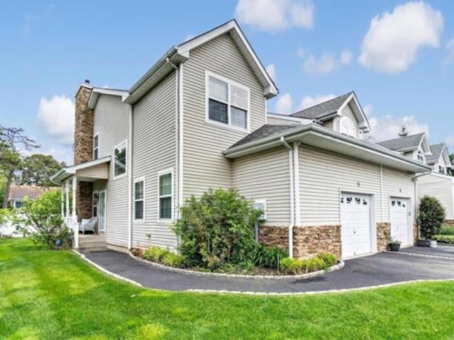 Condo for sale in Patchogue