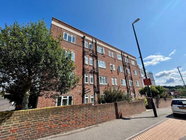 Studio for rent in West Cliff, Bournemouth