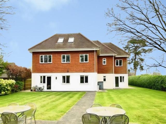Apartment for rent in Binfield