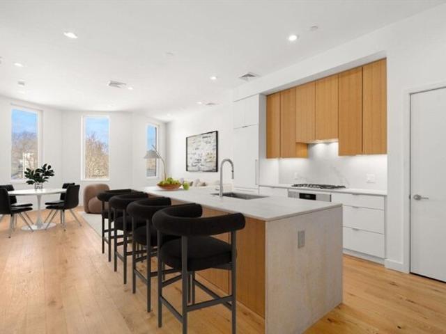 Condo for sale in Boston, Massachusetts
