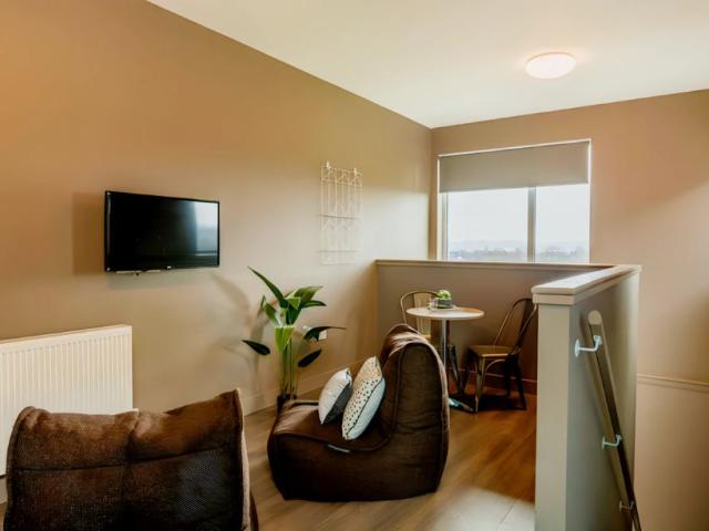 Studio for rent in Watergate, Devon