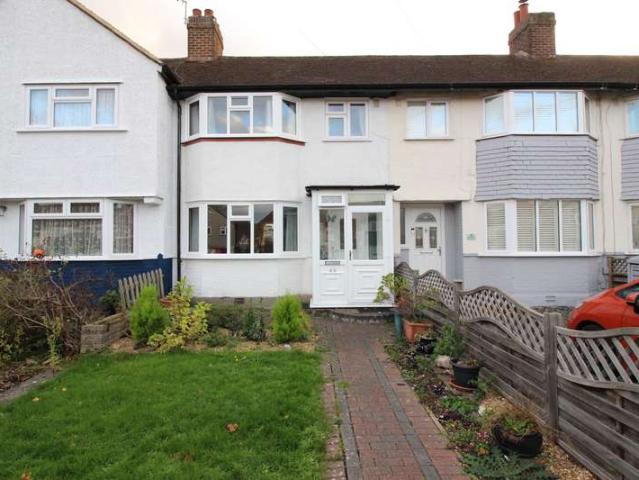 Cottage for sale in Worcester Park, Greater London