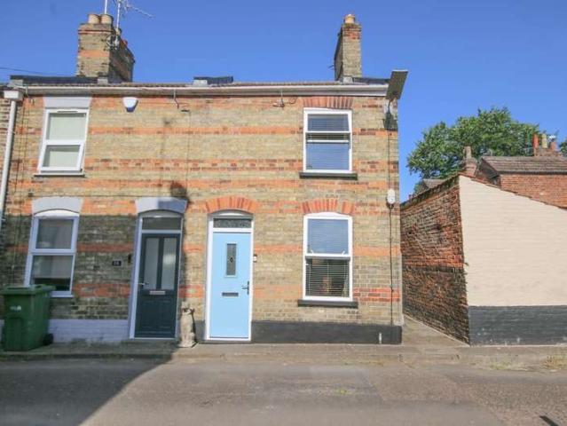 Cottage for sale in South Lynn, Brookville