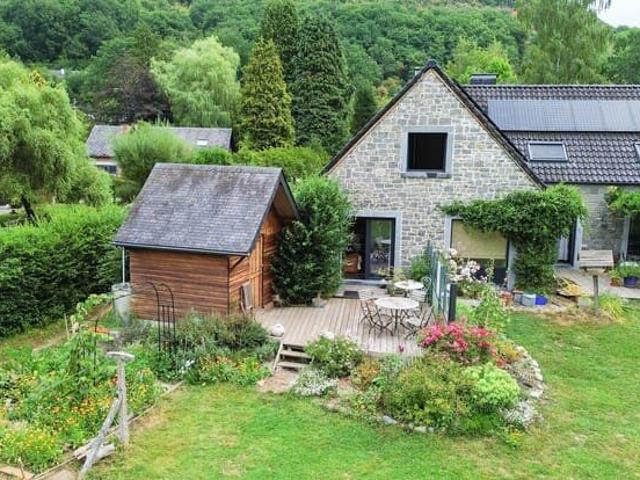 Maison location à Yvoir, Wallonie