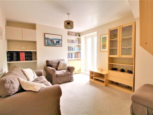 House for rent in Aldrington