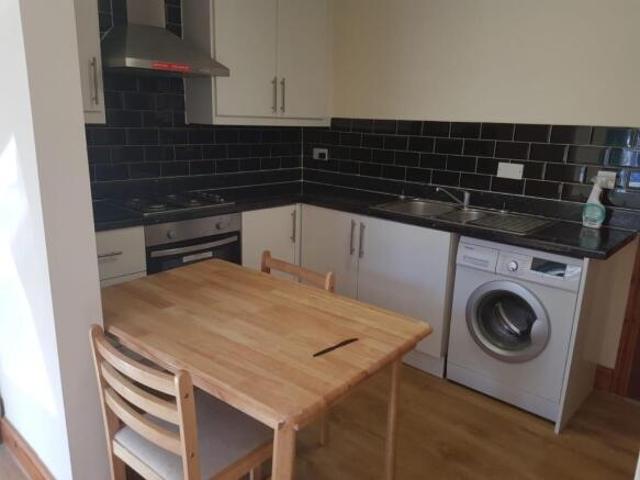 Cottage for rent in Edgware, Greater London