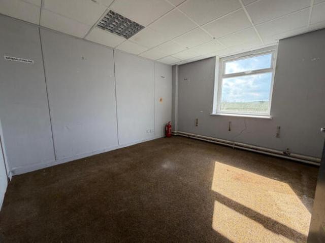 Cottage for rent in Burslem, Stoke-on-Trent
