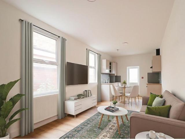 Terraced House for rent in Northampton