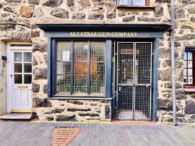 House for sale in Pwllheli