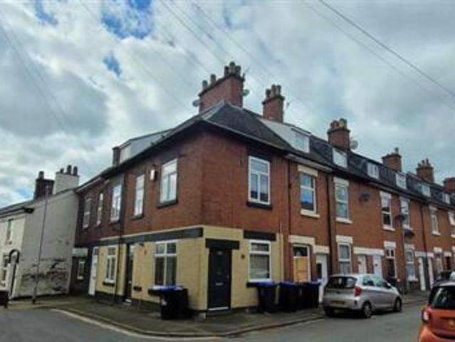 House for sale in Kingsley Moor, Staffordshire