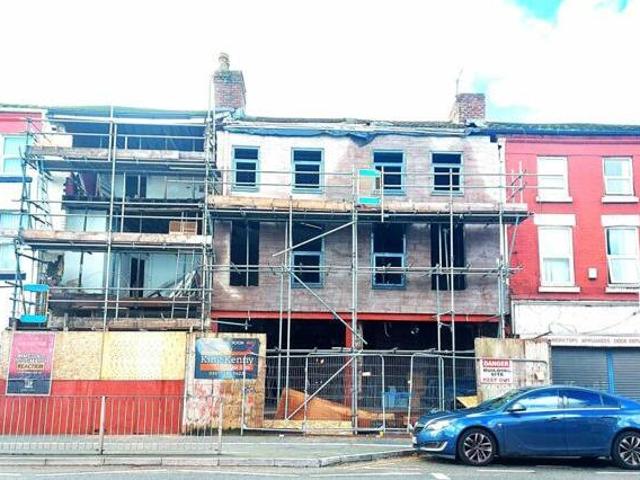 House for sale in Calderstones
