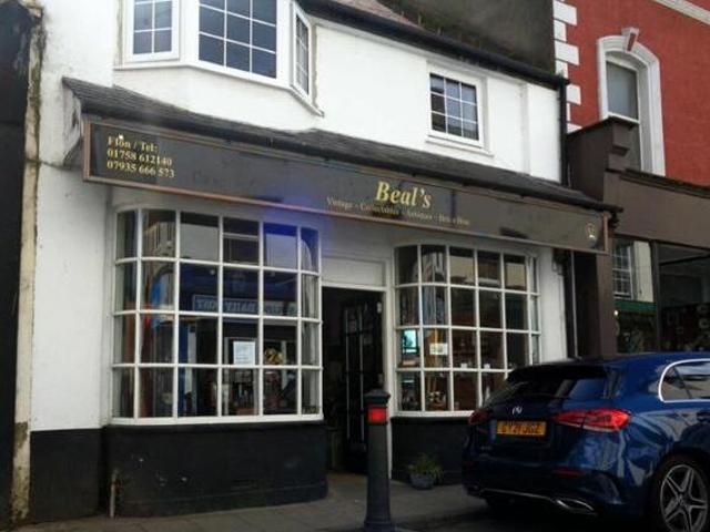 House for sale in Pwllheli