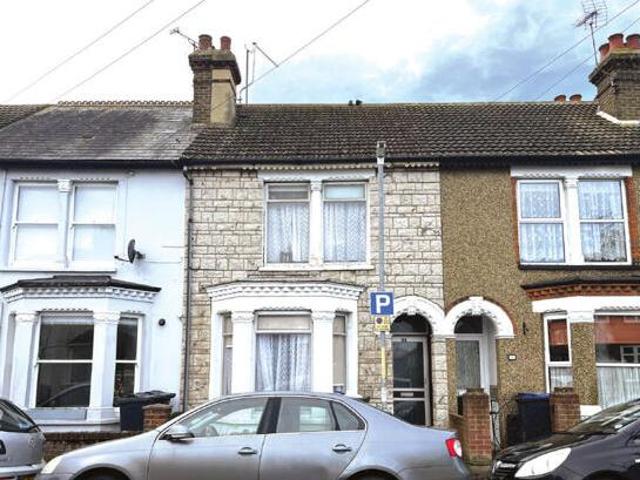 House for sale in Thurston Park, Whitstable