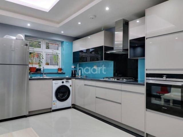 House for rent in South Stanmore, Greater London