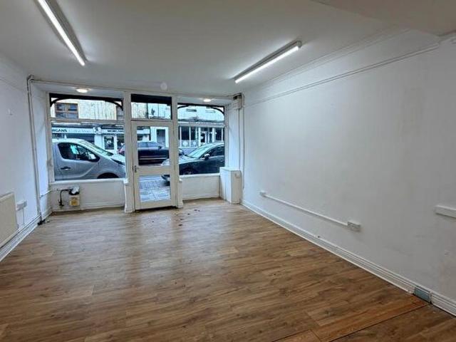 Apartment for rent in Sirhowy, Wales