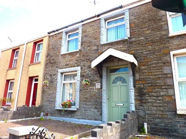 Apartment for rent in Cimla, Neath