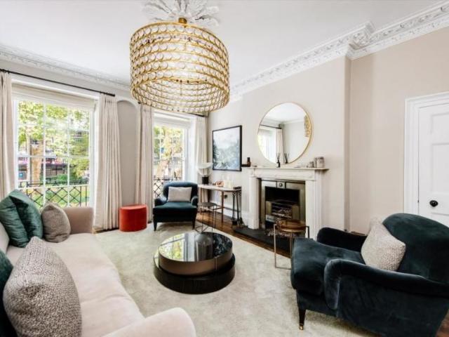 House for rent in Barnsbury, Greater London