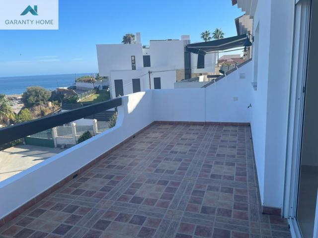 Casa en alquiler en Benajarafe, La Axarquía