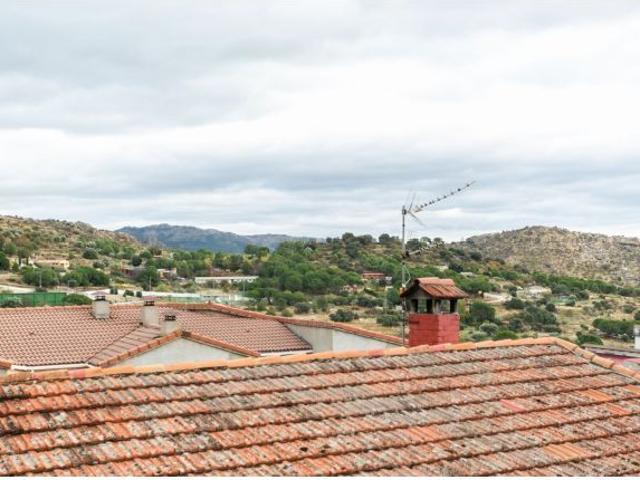 Piso en venta en El Hoyo De Pinares, Ávila