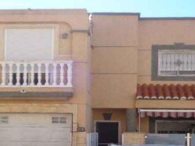 Piso en venta en La Gangosa, Vícar