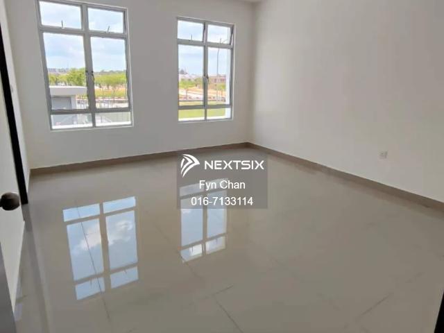 House for rent in Taman Perjiranan 11, Johor Bahru