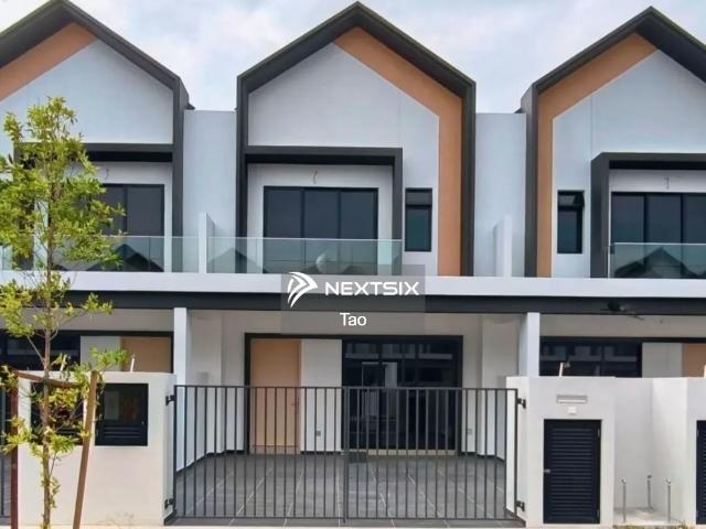 House for rent in Kampung Melayu Majidee, Tebrau