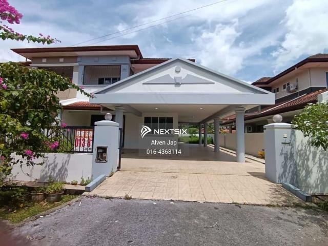 House for rent in Batu Kawa