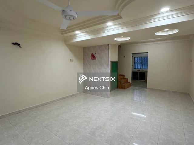 House for rent in Taman Megah Ria, Pasir Gudang