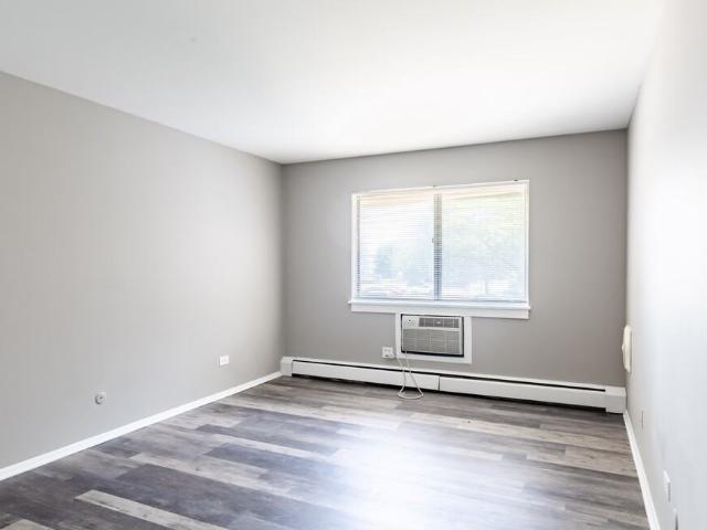 Apartment for rent in Elk Grove Village, Illinois