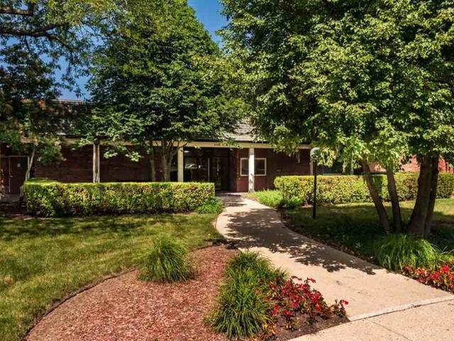 Apartment for rent in Elk Grove Village, Illinois