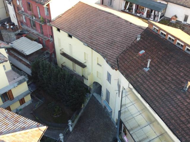 Villa Indipendente in vendita a Pradalunga, Lombardia
