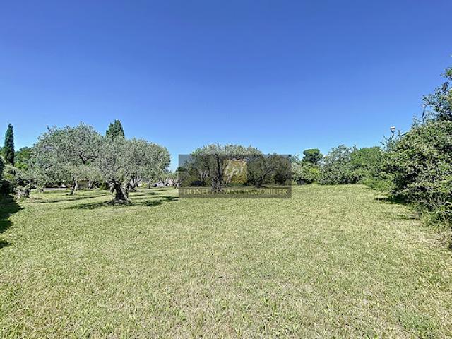 Terrain vente à Carpentras, Pernes-les-fontaines