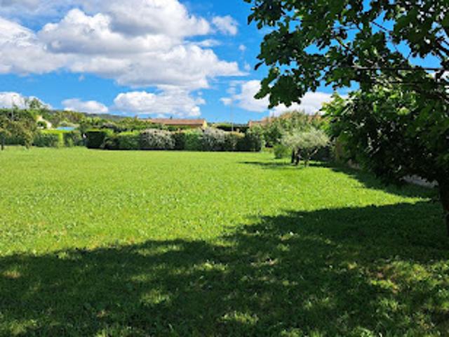 Terrain vente à Carpentras, Pernes-les-fontaines