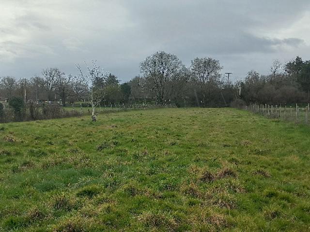 Terrain vente à Périgueux, Ménesplet